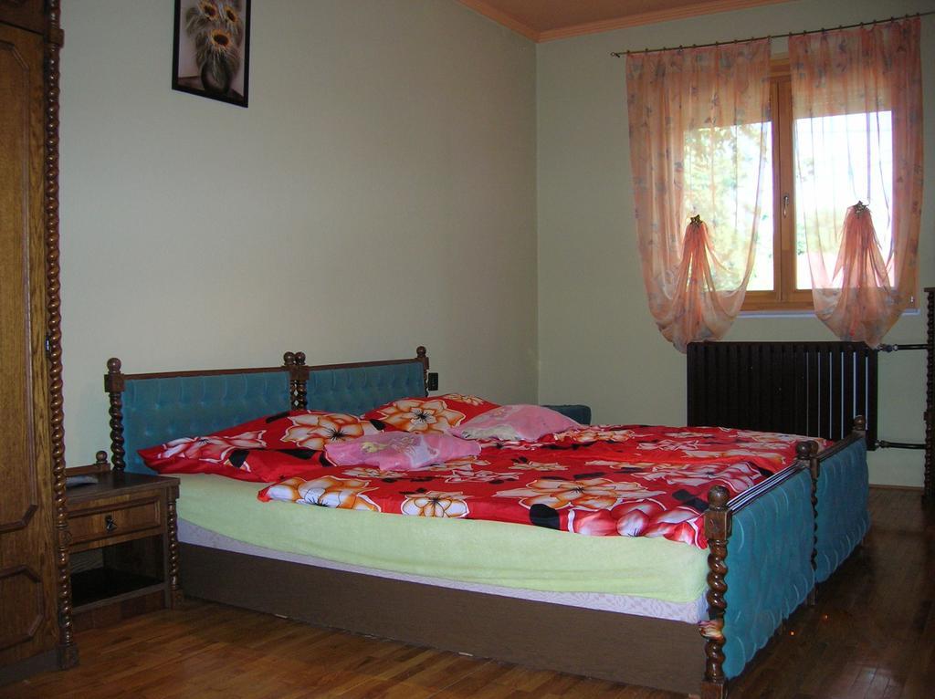 Апартаменты Margareta Apartman Шарвар Экстерьер фото